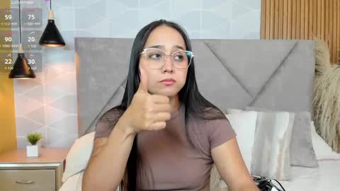 Snapshot of _sammy_fit chatting on November 2025 12:48:02 PM Antonella online show from November 2025 12:48:02 PM