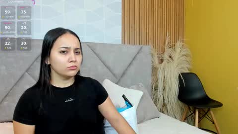 Snapshot of _sammy_fit chatting on December 2025 12:43:02 PM Antonella online show from December 2025 12:43:02 PM