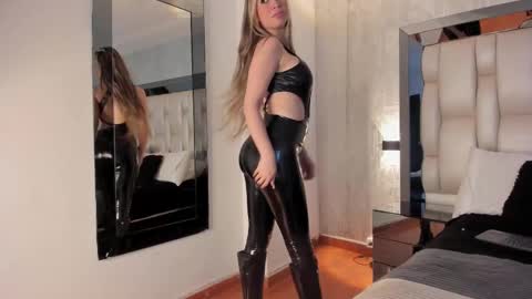 Sara online show from February 2025 11:09:02 AM