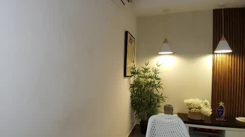 Sassy Girl online show from March 2026 04:51:01 PM