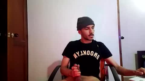 Snapshot of _sebas69 chatting on November 2025 07:22:02 AM _sebas69 online show from November 2025 07:22:02 AM