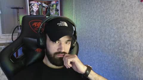 Ask me online show from December 2025 11:58:01 PM