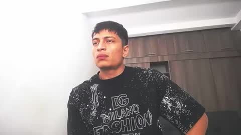 Juan Pablo-independent model online show from February 2026 07:27:02 AM