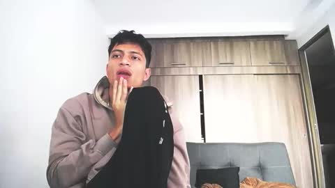 Juan Pablo-independent model online show from February 2026 05:09:02 PM