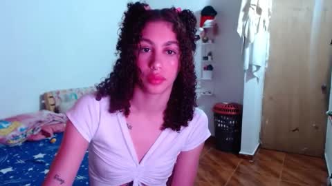 _shanellxxx online show from April 2026 07:31:02 PM