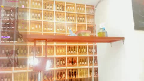 Shirley  online show from April 2026 06:33:02 PM