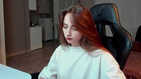 Snapshot of _silverdream chatting on February 2025 12:30:02 AM _silverdream online show from February 2025 12:30:02 AM