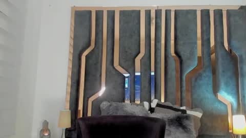 Snapshot of _silvia_vega_ chatting on December 2024 09:46:01 AM _silvia_vega_ online show from December 2024 09:46:01 AM