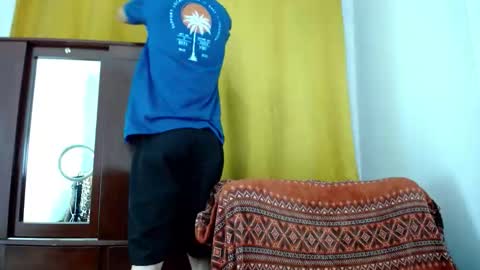 _skyleer_ online show from November 2025 11:40:02 PM