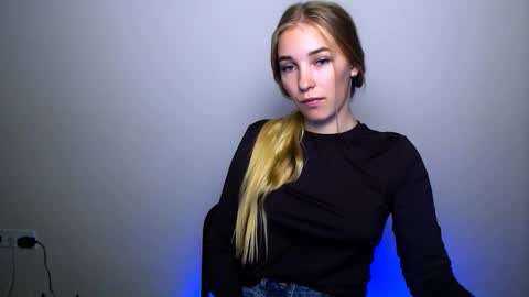 Snapshot of _snow_queen__ chatting on November 2025 07:15:01 PM Rachel online show from November 2025 07:15:01 PM