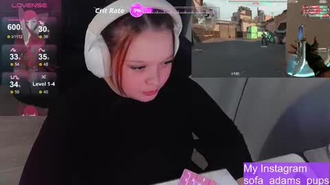 Snapshot of _sofia_adam_ chatting on November 2025 01:23:01 PM pups online show from November 2025 01:23:01 PM