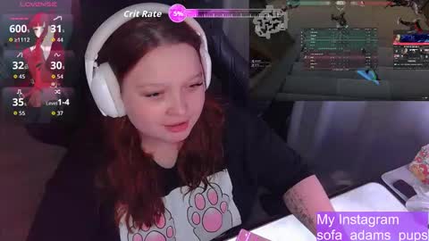 Snapshot of _sofia_adam_ chatting on November 2025 09:03:02 PM pups online show from November 2025 09:03:02 PM