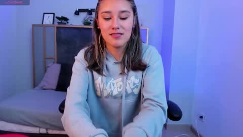 Snapshot of _sophie__miller chatting on October 2025 05:00:01 PM Sophie online show from October 2025 05:00:01 PM