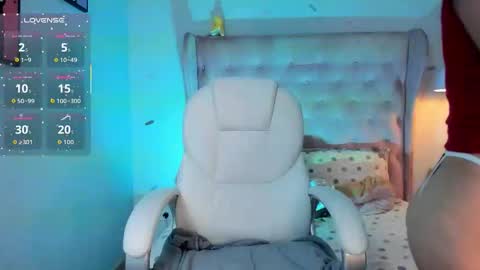 Snapshot of _sophie__miller chatting on November 2025 08:53:02 PM Sophie online show from November 2025 08:53:02 PM