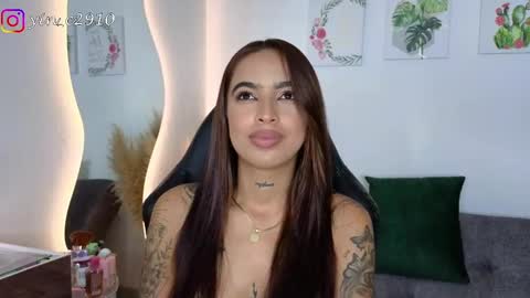 Snapshot of _sophiebrown__ chatting on January 2025 06:03:02 AM Andrea  The Next Stream  Wednesday online show from January 2025 06:03:02 AM