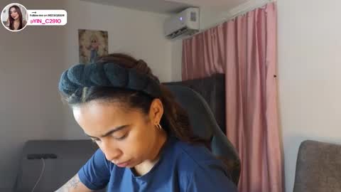 Snapshot of _sophiebrown__ chatting on September 2025 08:48:02 AM Andrea  The Next Stream  Wednesday online show from September 2025 08:48:02 AM