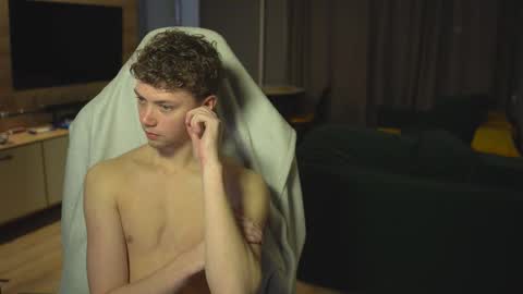 Snapshot of _sopranos_ chatting on November 2025 04:39:02 AM OLIVERpvt is open online show from November 2025 04:39:02 AM