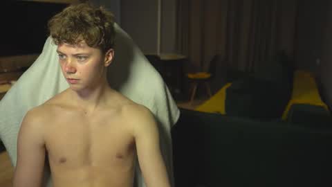 Snapshot of _sopranos_ chatting on November 2025 12:04:02 PM OLIVERpvt is open online show from November 2025 12:04:02 PM