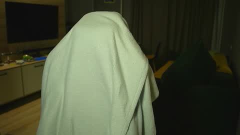 Snapshot of _sopranos_ chatting on November 2025 12:08:02 PM OLIVERpvt is open online show from November 2025 12:08:02 PM