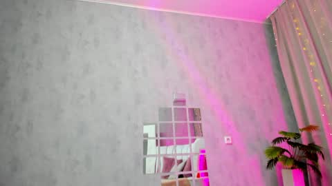  Sunpuddle online show from March 2026 02:50:01 AM