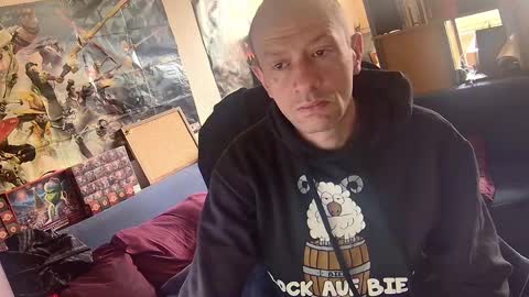 _svenerd_____ online show from April 2026 09:59:01 AM