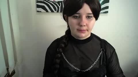 Mina online show from April 2026 12:03:01 PM