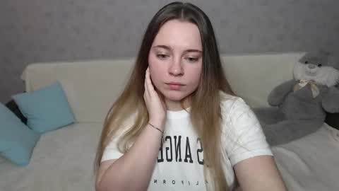 Snapshot of _sweet_lana_ chatting on February 2025 12:03:02 PM Lana online show from February 2025 12:03:02 PM