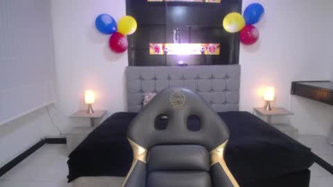 Snapshot of _sweet_lia_ chatting on June 2026 01:11:01 PM _sweet_lia_ online show from June 2026 01:11:01 PM