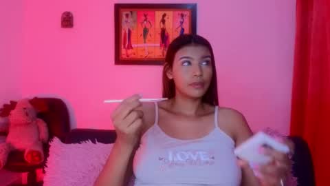   0900 p.m a 0500 a.m Colombia time UTC -5  online show from February 2026 02:22:01 AM