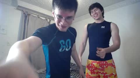 Scot y Patrick online show from April 2026 10:10:02 PM