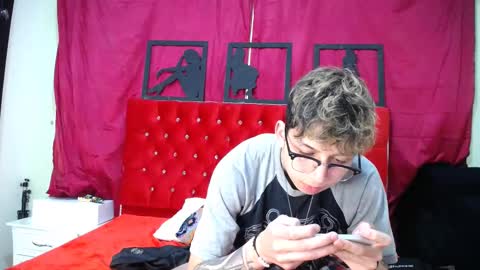 Thomas online show from February 2025 05:19:02 AM