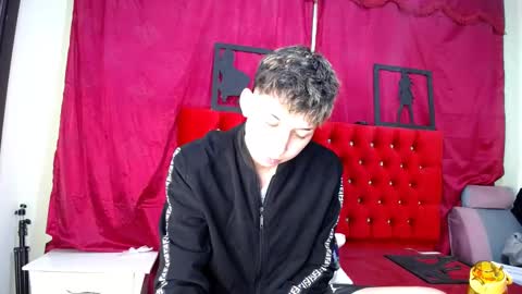 Thomas online show from March 2025 01:53:02 AM