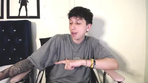 Thomas online show from October 2025 01:50:02 AM