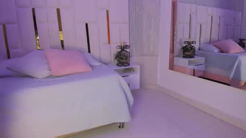 Snapshot of _tinyrousse_ chatting on December 2025 07:32:01 PM Rousse online show from December 2025 07:32:01 PM