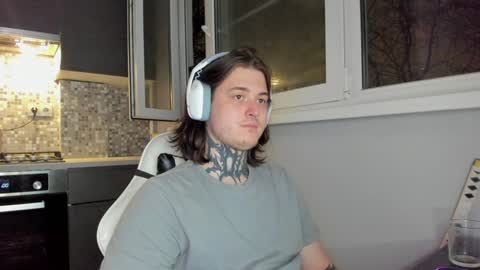 _torfin_ online show from December 2024 09:06:02 PM