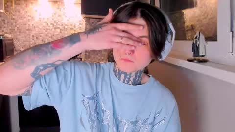 _torfin_ online show from March 2026 11:19:01 PM