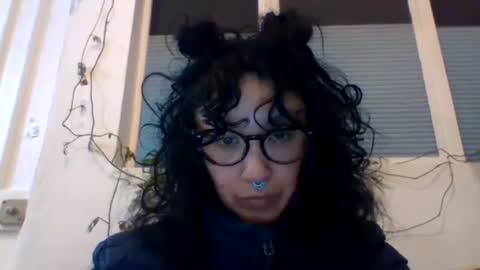 Snapshot of _tutti_frutti_ chatting on February 2025 05:20:02 AM _tutti_frutti_ online show from February 2025 05:20:02 AM