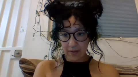 Snapshot of _tutti_frutti_ chatting on February 2025 05:48:01 AM _tutti_frutti_ online show from February 2025 05:48:01 AM