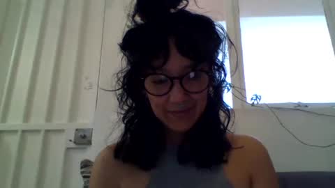 Snapshot of _tutti_frutti_ chatting on February 2025 10:32:02 PM _tutti_frutti_ online show from February 2025 10:32:02 PM