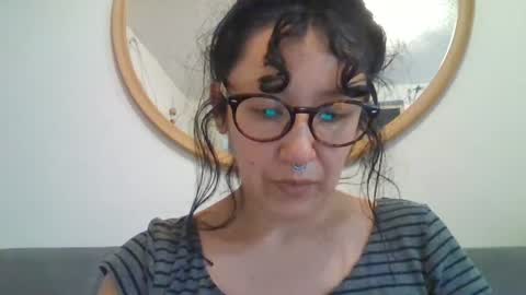 Snapshot of _tutti_frutti_ chatting on September 2025 05:40:02 AM _tutti_frutti_ online show from September 2025 05:40:02 AM