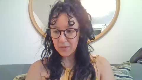 Snapshot of _tutti_frutti_ chatting on October 2025 05:27:01 AM _tutti_frutti_ online show from October 2025 05:27:01 AM