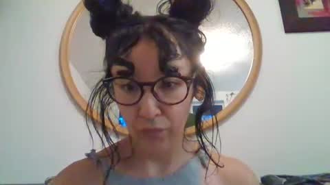 Snapshot of _tutti_frutti_ chatting on October 2025 12:19:01 AM _tutti_frutti_ online show from October 2025 12:19:01 AM