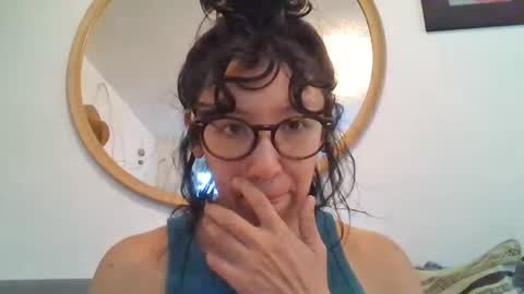 Snapshot of _tutti_frutti_ chatting on October 2025 11:16:01 PM _tutti_frutti_ online show from October 2025 11:16:01 PM