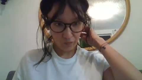 Snapshot of _tutti_frutti_ chatting on October 2025 02:37:02 AM _tutti_frutti_ online show from October 2025 02:37:02 AM