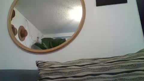 Snapshot of _tutti_frutti_ chatting on November 2025 11:58:02 PM _tutti_frutti_ online show from November 2025 11:58:02 PM