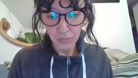 Snapshot of _tutti_frutti_ chatting on November 2025 04:35:01 AM _tutti_frutti_ online show from November 2025 04:35:01 AM