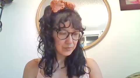 Snapshot of _tutti_frutti_ chatting on November 2025 03:53:02 AM _tutti_frutti_ online show from November 2025 03:53:02 AM