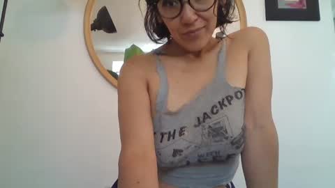 _tutti_frutti_ online show from July 2026 09:39:01 PM
