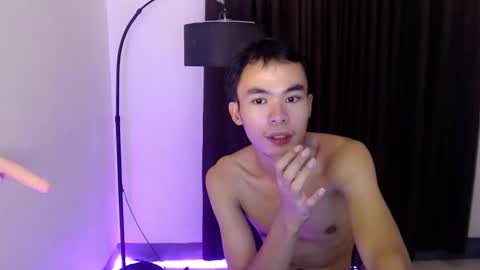 Snapshot of _urhotjessie_ chatting on December 2025 11:59:01 AM jessie online show from December 2025 11:59:01 AM