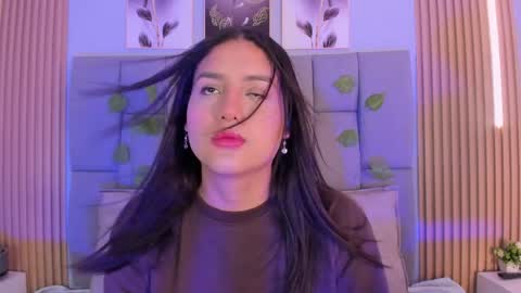 _valerycooper online show from April 2026 12:46:01 PM